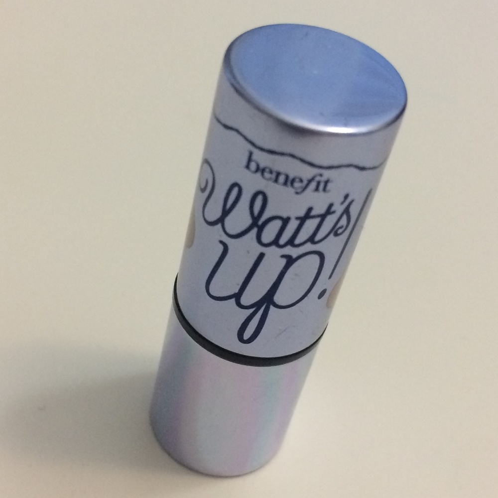 NEW Benefit Watt's Up! Soft Focus Highlighter